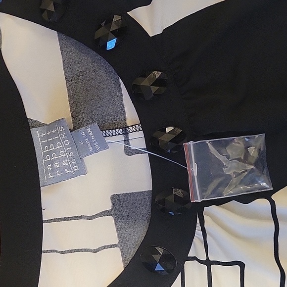 NWT Rabbit Rabbit Rabbit Black And Ivory Geometric Dress Size 6 NEW - Picture 2 of 7